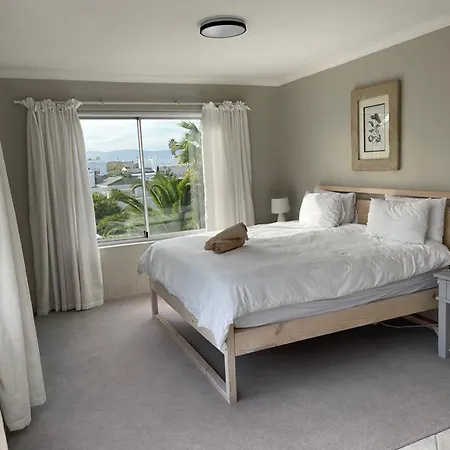 Silver Sunsets Self-Catering Apartments Kaapstad Buitenkant foto