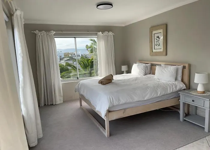 Silver Sunsets Self-Catering Apartments